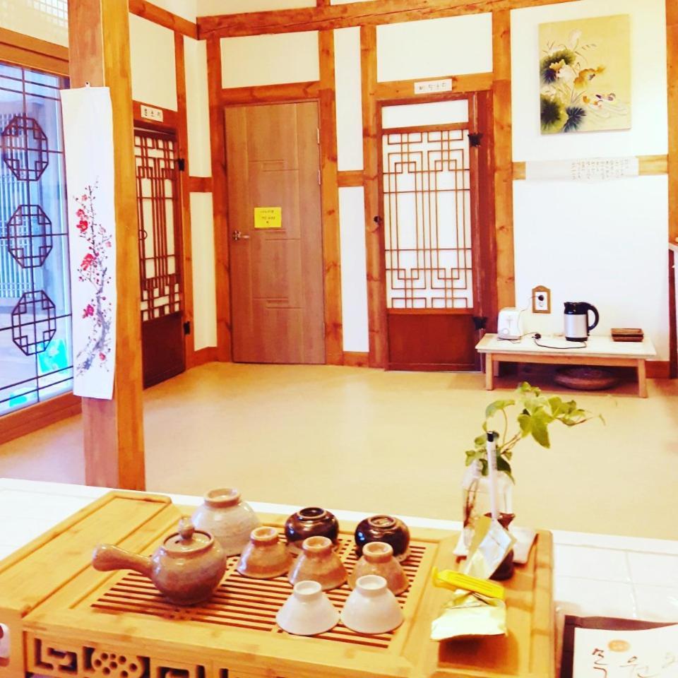 Yujeong Hanok Guesthouse موكبو المظهر الخارجي الصورة